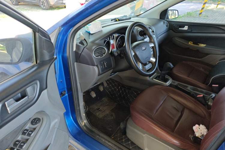 Used Ford Focus 2012 Hatchback Classic 1.8L Manual Base Model Driver Seat