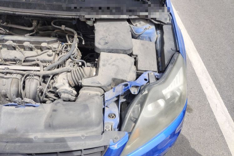 Used Ford Focus 2012 Hatchback Classic 1.8L Manual Base Model Engine Bay Left