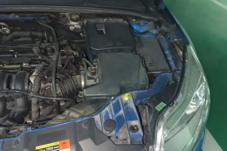 Used Ford Focus 2012 Hatchback 1.6L Automatic Comfort Model Engine Bay Left