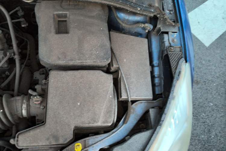 Used Ford Focus 2012 Hatchback 1.6L Manual Fashion Edition Engine Bay Left
