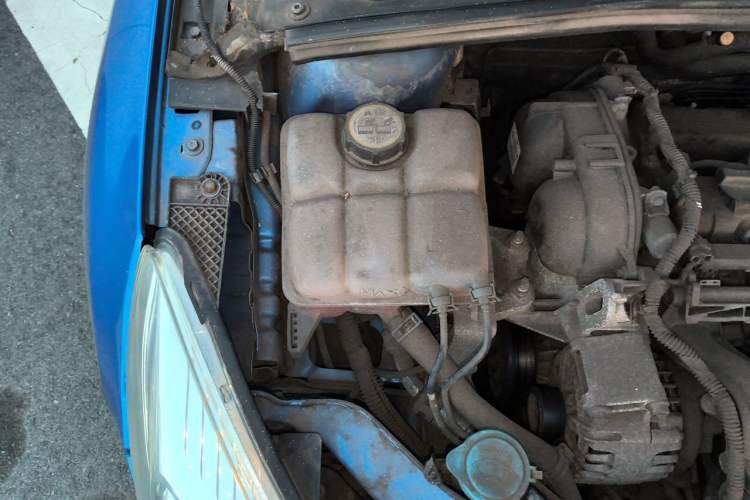 Used Ford Focus 2012 Hatchback 1.6L Manual Fashion Edition Engine Bay Right