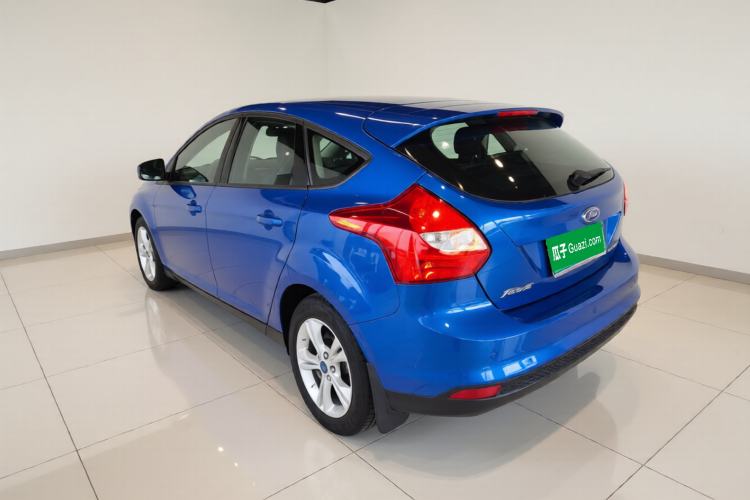 Used Ford Focus 2012 Hatchback 1.6L Automatic Fashion Edition Exterior 2