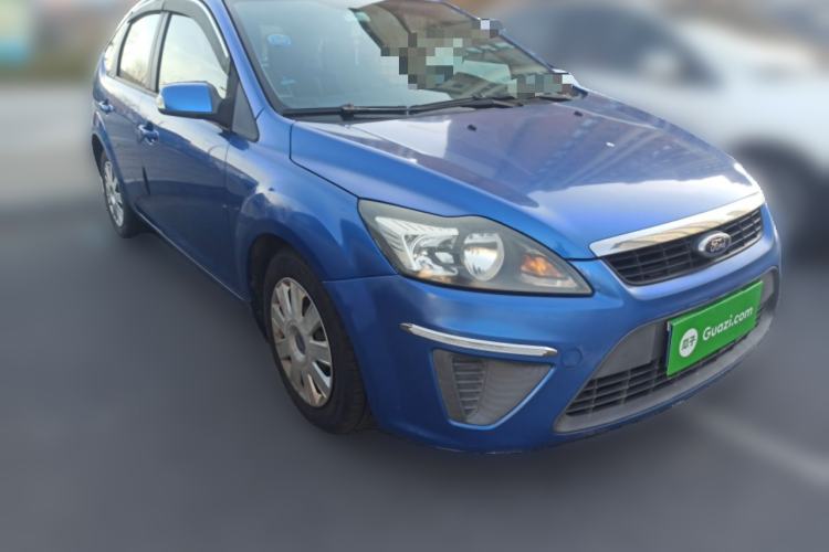 Used Ford Focus 2012 Hatchback Classic 1.8L Manual Base Model Front Right 45 Deg
