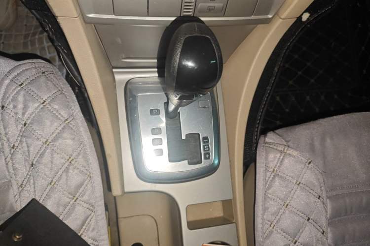 Used Ford Focus 2012 Hatchback Classic 1.8L Automatic Fashion Edition Gear Lever