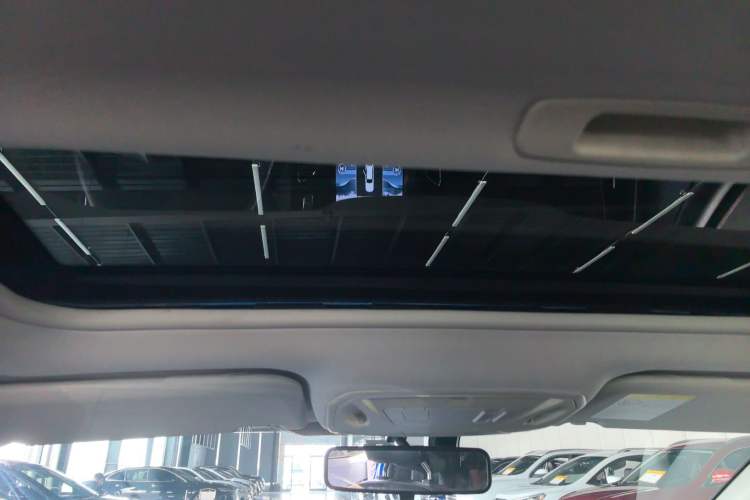 Used Ford Focus 2012 Hatchback 1.6L Automatic Fashion Edition Headliner