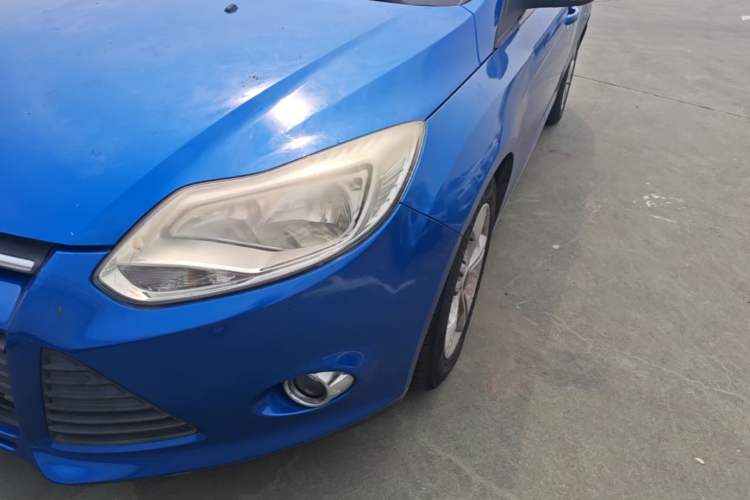 Used Ford Focus 2012 Hatchback 1.6L Automatic Fashion Edition Left Front Headlight
