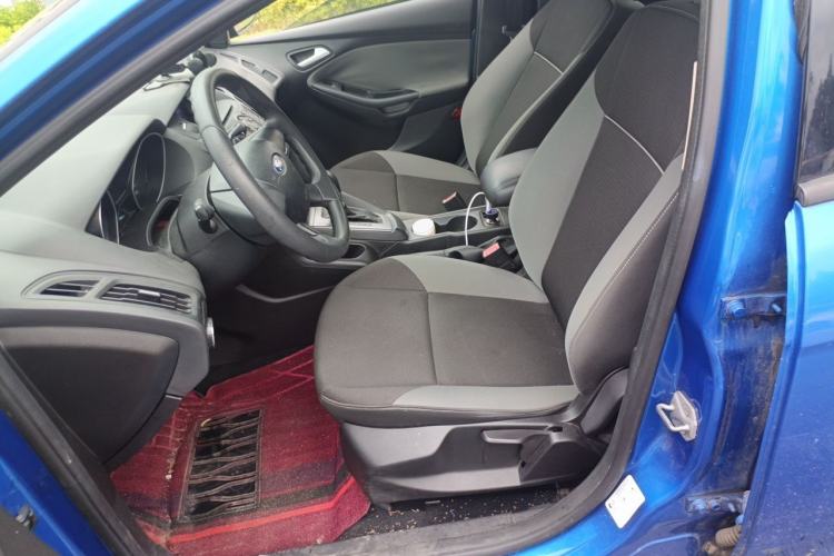 Used Ford Focus 2012 Hatchback 1.6L Automatic Comfort Model Left Front Seat