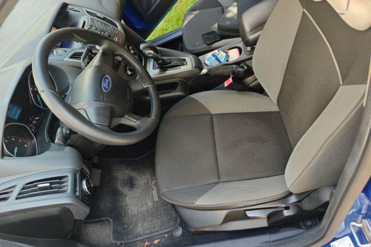 Used Ford Focus 2012 Hatchback 1.6L Automatic Comfort Model Left Front Seat