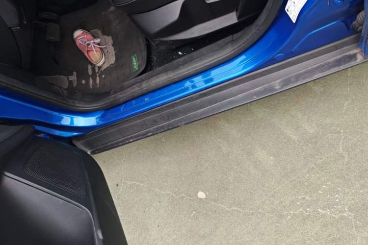 Used Ford Focus 2012 Hatchback 1.6L Automatic Fashion Edition Left Side Sill