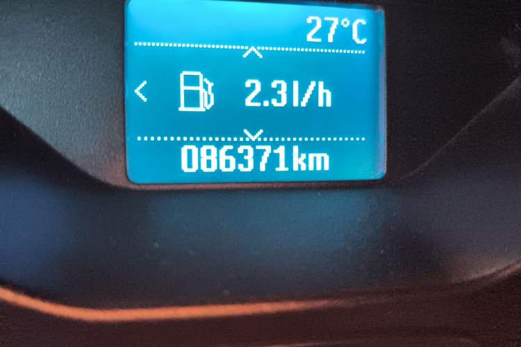 Used Ford Focus 2012 Hatchback 1.6L Manual Fashion Edition Odometer Close Up