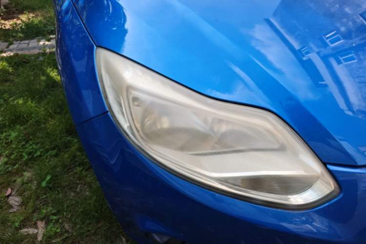Used Ford Focus 2012 Hatchback 1.6L Automatic Comfort Model Right Front Headlight