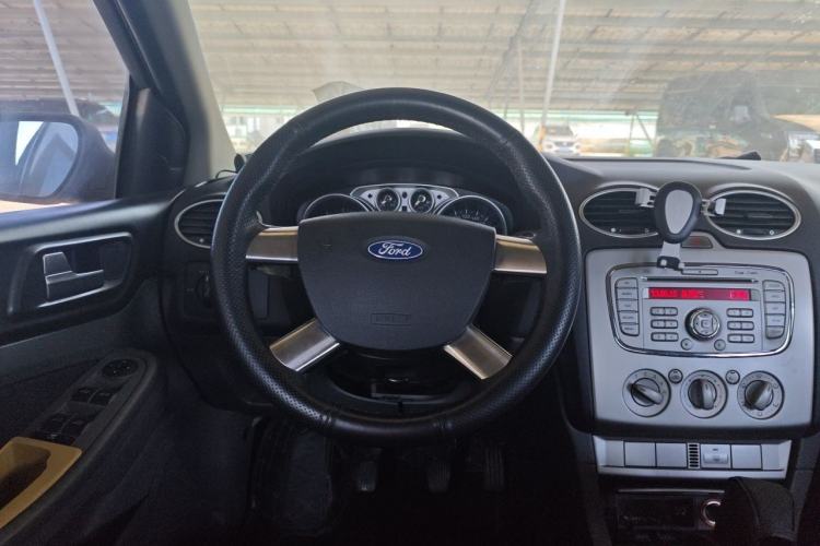 Used Ford Focus 2012 Hatchback Classic 1.8L Manual Base Model Steering Wheel