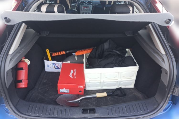 Used Ford Focus 2012 Hatchback Classic 1.8L Manual Base Model Trunk