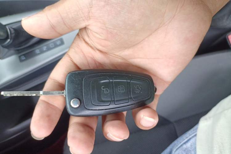 Used Ford Focus 2012 Hatchback 1.6L Automatic Comfort Model Vehicle Key