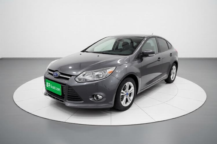 Used Ford Focus 2012 Sedan 1.6L Manual Fashion Edition Guazi used car, China used car export, Used car for sale, Used cars, Cheapest cars for sale