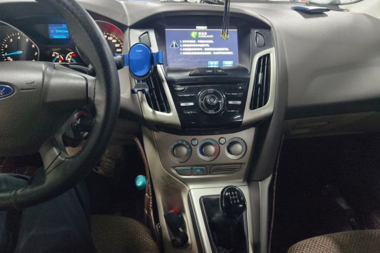 Used Ford Focus 2012 Sedan 1.6L Manual Comfort Model Audio And AC Panel