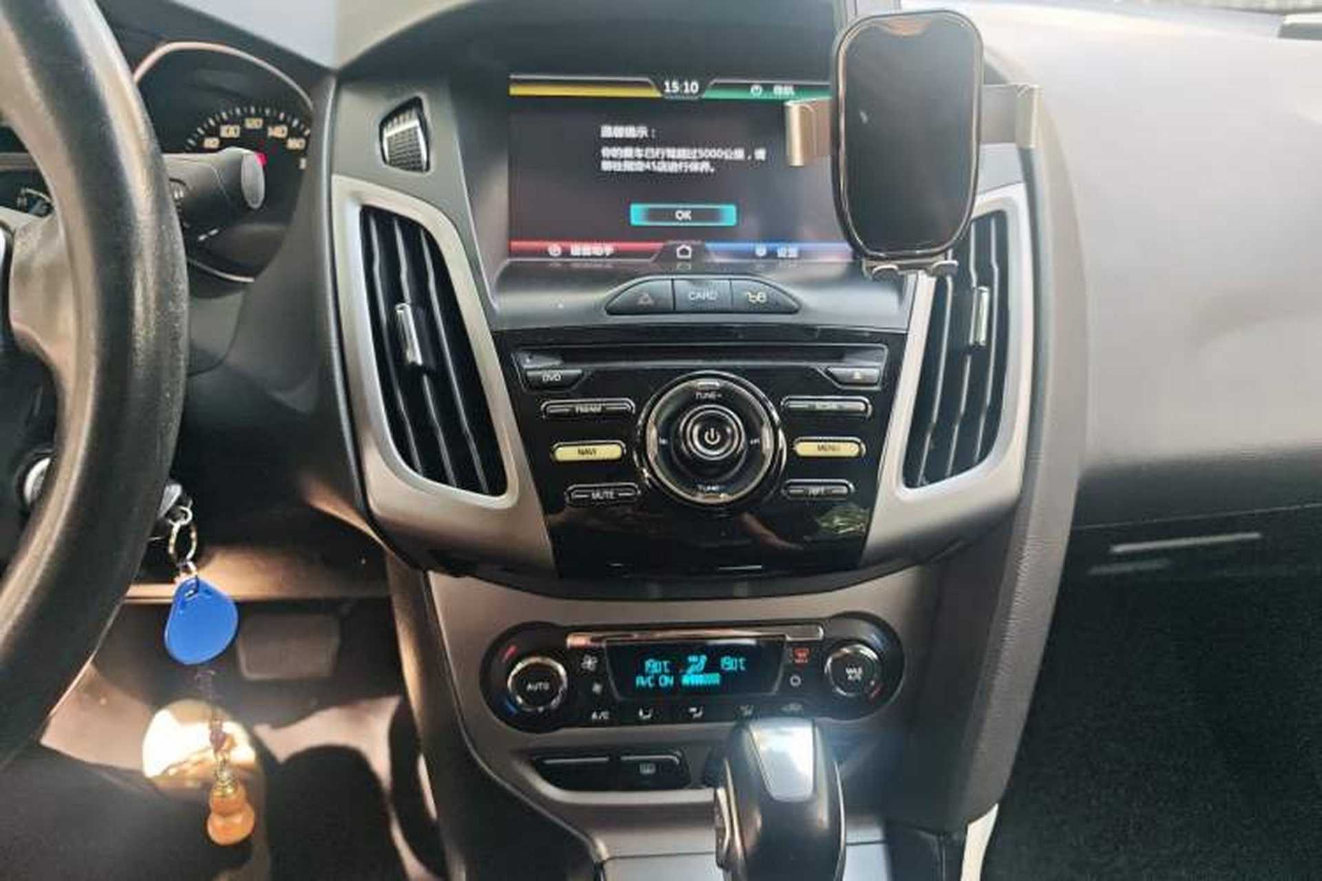 Used Ford Focus 2012 Sedan 1.6L Automatic Fashion Edition Audio And AC Panel