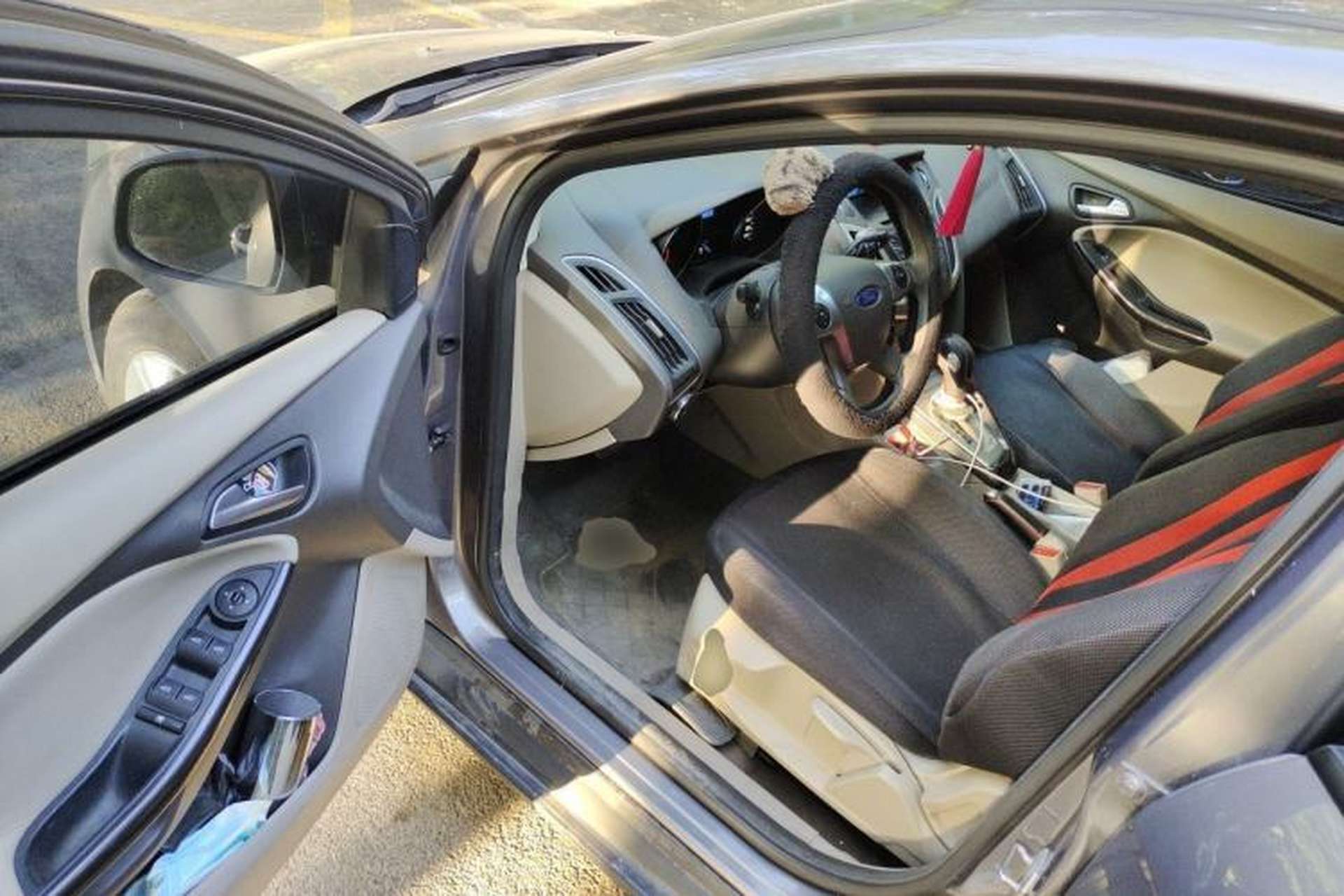 Used Ford Focus 2012 Sedan 1.6L Automatic Fashion Edition Driver Seat