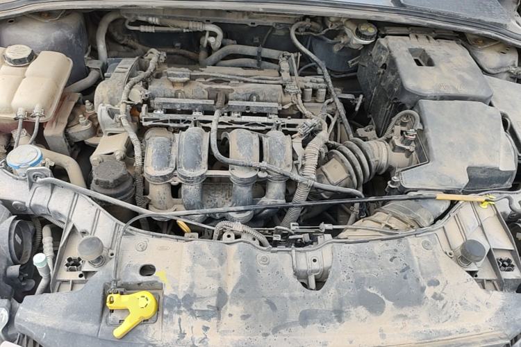 Used Ford Focus 2012 Sedan 1.6L Automatic Comfort Model Engine Bay