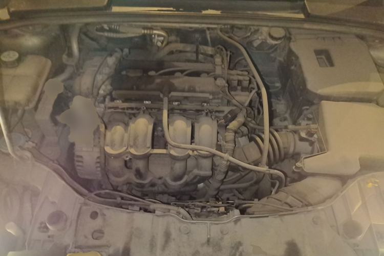 Used Ford Focus 2012 Sedan 1.6L Manual Fashion Edition Engine Bay