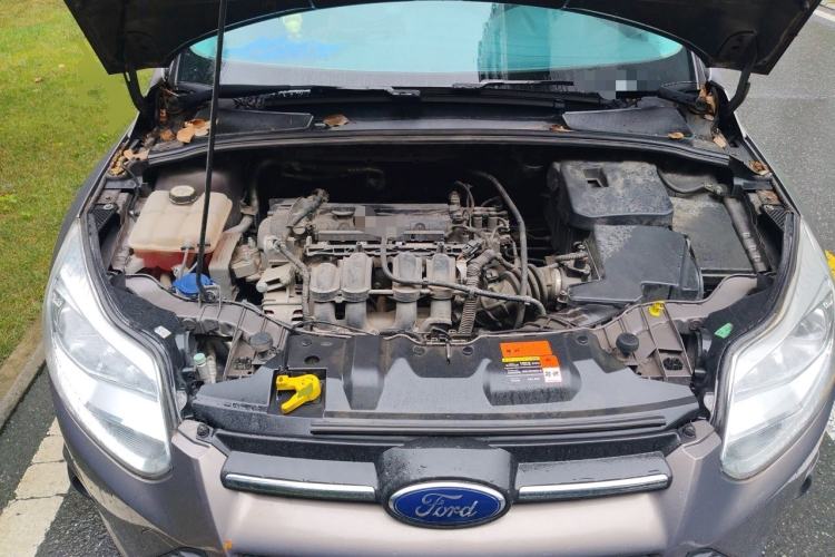 Used Ford Focus 2012 Sedan 1.6L Manual Comfort Model Engine Bay