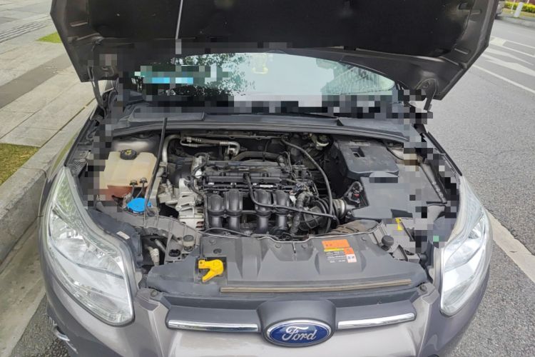 Used Ford Focus 2012 Sedan 1.6L Manual Fashion Edition Engine Bay