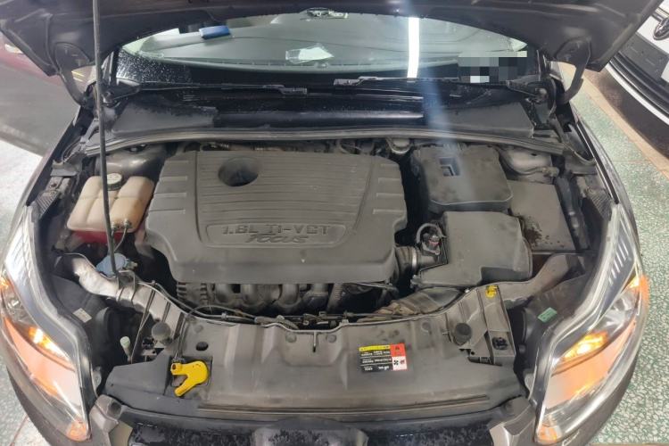 Used Ford Focus 2012 Sedan 1.6L Manual Comfort Model Engine Bay