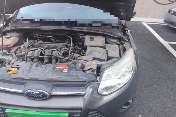 Used Ford Focus 2012 Sedan 1.6L Automatic Comfort Model Engine Bay Left