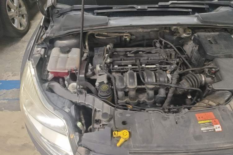 Used Ford Focus 2012 Sedan 1.6L Automatic Fashion Edition Engine Bay Right