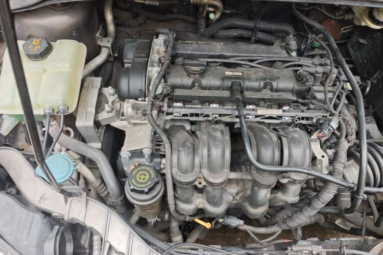 Used Ford Focus 2012 Sedan 1.6L Automatic Fashion Edition Engine Bay Right