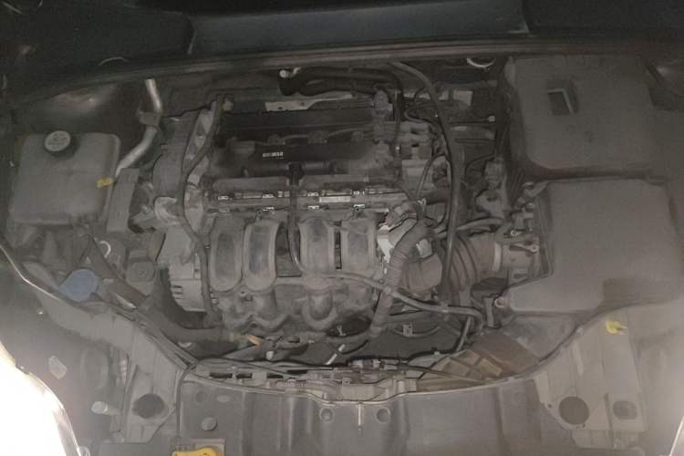 Used Ford Focus 2012 Sedan 1.6L Manual Comfort Model Engine Bay