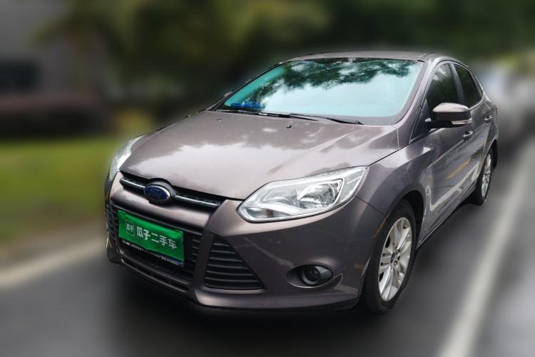 Used Ford Focus 2012 Sedan 1.6L Manual Comfort Model Guazi used car, China used car export, Used car for sale, Used  cars, Cheapest cars for sale