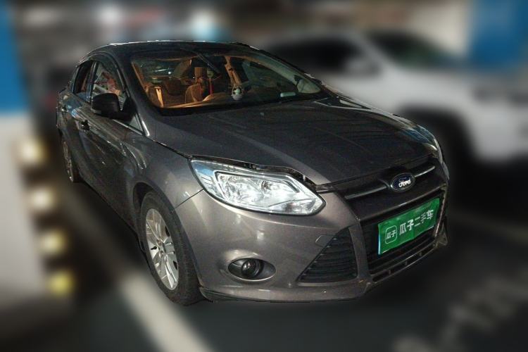 Used Ford Focus 2012 Sedan 1.6L Automatic Comfort Model Front Right 45 Deg