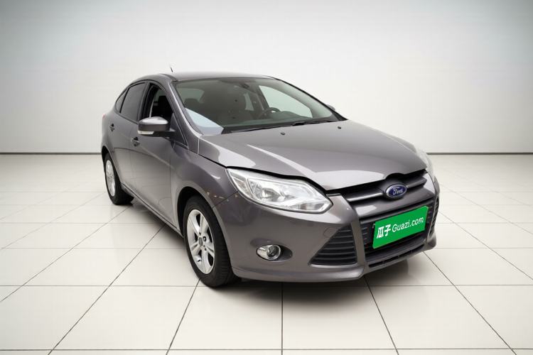 Used Ford Focus 2012 Sedan 1.6L Automatic Fashion Edition Front Right 45 Deg
