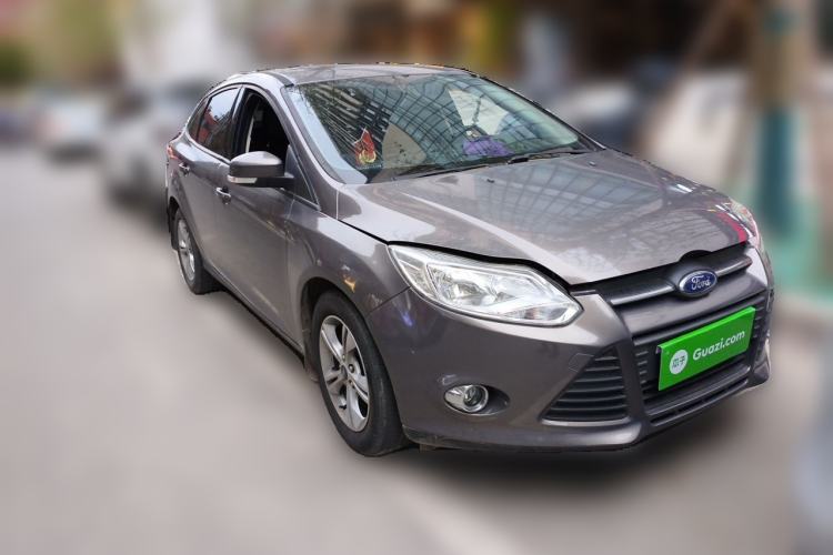 Used Ford Focus 2012 Sedan 1.6L Automatic Fashion Edition Front Right 45 Deg