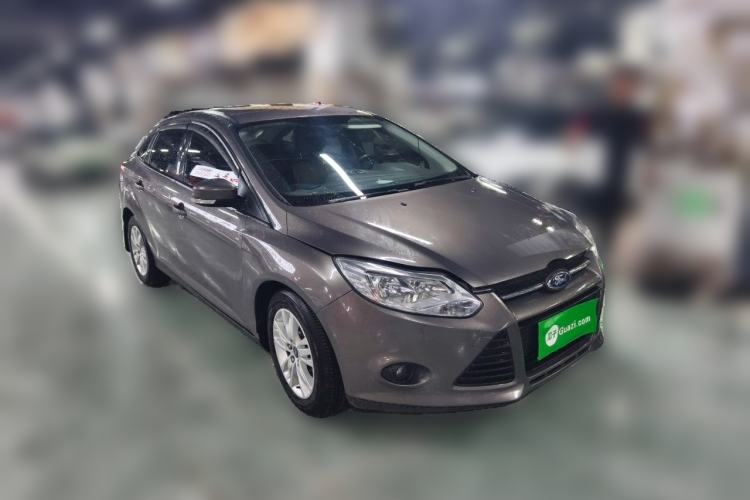 Used Ford Focus 2012 Sedan 1.6L Manual Comfort Model Front Right 45 Deg