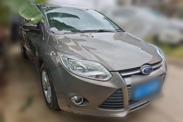 Used Ford Focus 2012 Sedan 1.6L Automatic Fashion Edition Front Right 45 Deg