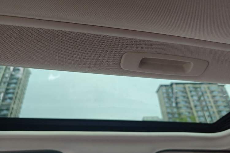 Used Ford Focus 2012 Sedan 1.6L Manual Fashion Edition Headliner
