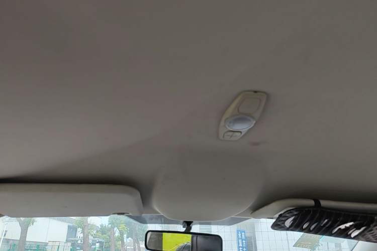 Used Ford Focus 2012 Sedan 1.6L Automatic Comfort Model Headliner