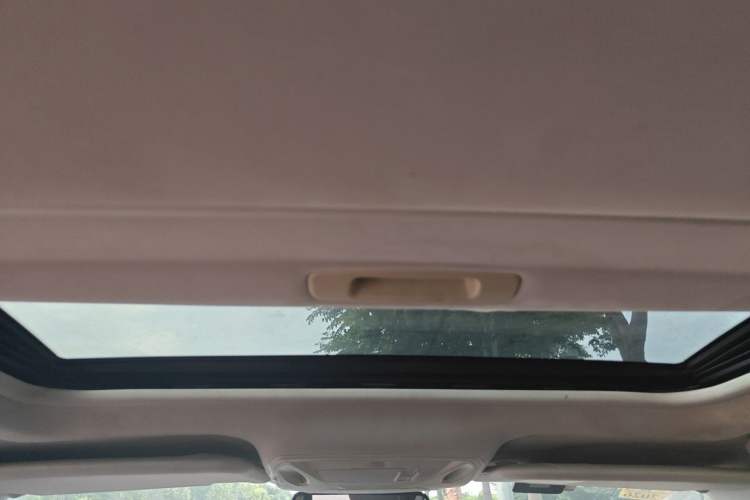 Used Ford Focus 2012 Sedan 1.6L Manual Fashion Edition Headliner