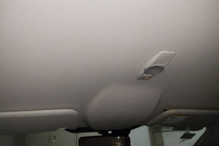 Used Ford Focus 2012 Sedan 1.6L Automatic Comfort Model Headliner