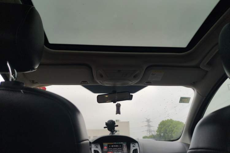 Used Ford Focus 2012 Sedan 1.6L Automatic Fashion Edition Headliner
