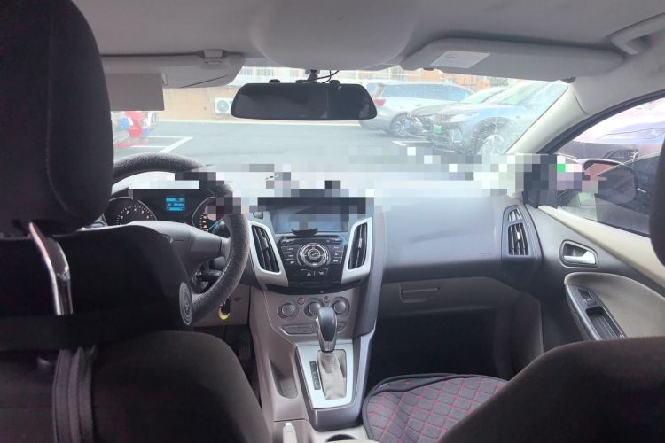 Used Ford Focus 2012 Sedan 1.6L Automatic Comfort Model Headliner
