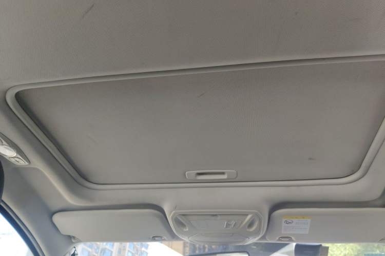Used Ford Focus 2012 Sedan 1.6L Automatic Fashion Edition Headliner