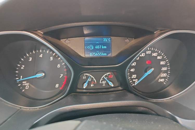 Used Ford Focus 2012 Sedan 1.6L Manual Fashion Edition Instrument Cluster