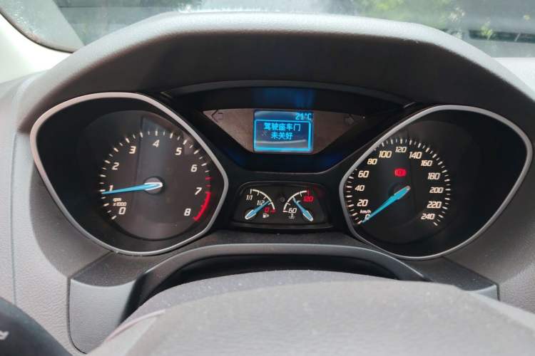 Used Ford Focus 2012 Sedan 1.6L Manual Comfort Model Instrument Cluster