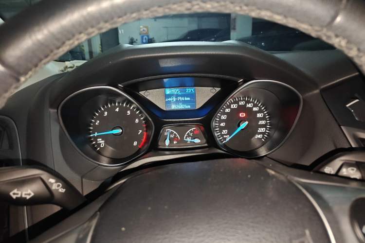 Used Ford Focus 2012 Sedan 1.6L Automatic Fashion Edition Instrument Cluster