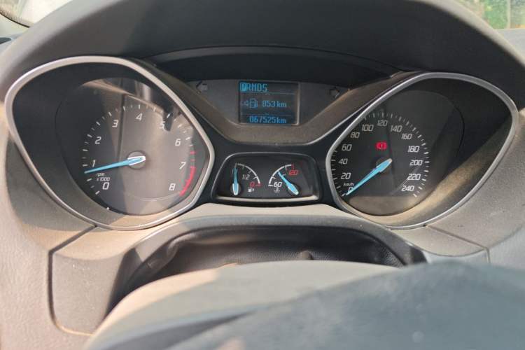 Used Ford Focus 2012 Sedan 1.6L Automatic Fashion Edition Instrument Cluster