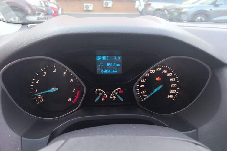 Used Ford Focus 2012 Sedan 1.6L Automatic Comfort Model Instrument Cluster