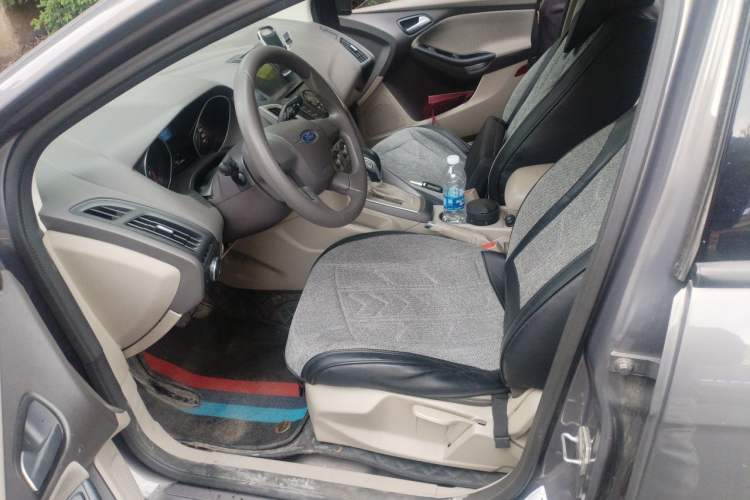 Used Ford Focus 2012 Sedan 1.6L Automatic Comfort Model Left Front Seat
